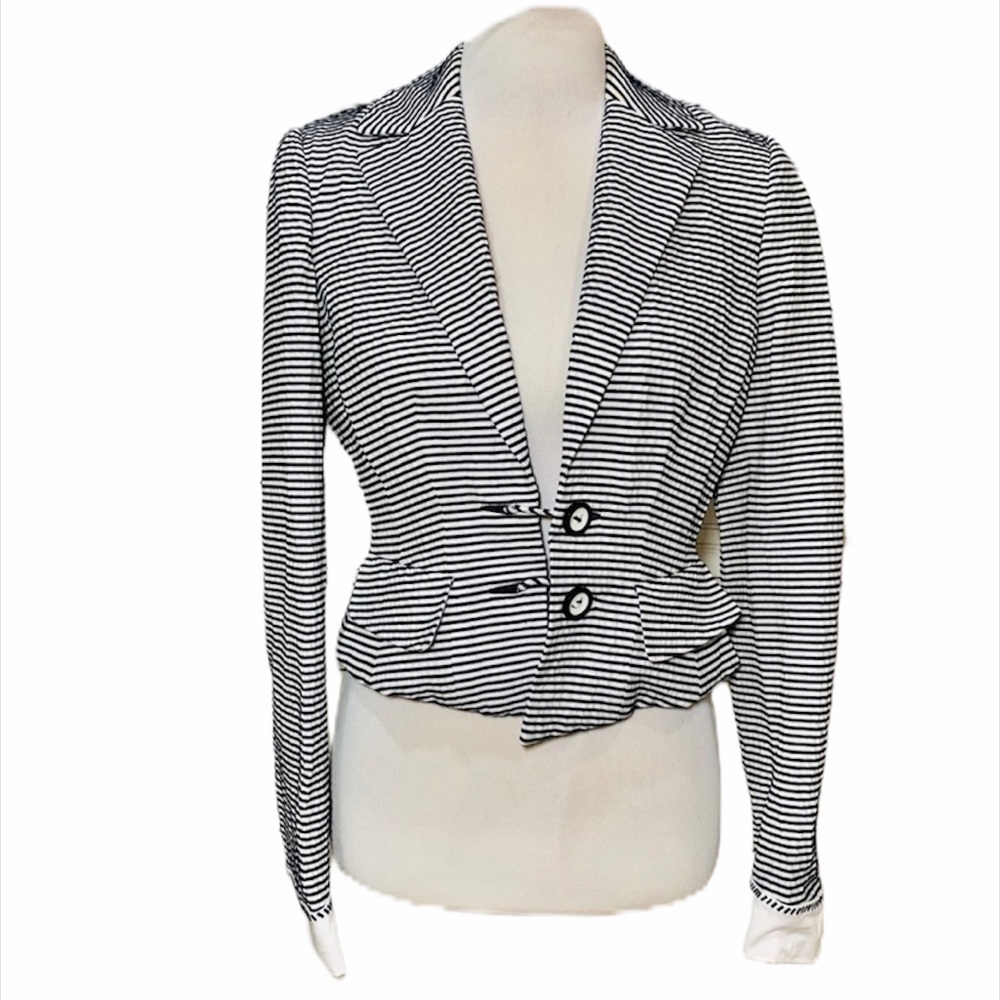 ⭐️ WORTH Black & White Stripe Suit Jacket